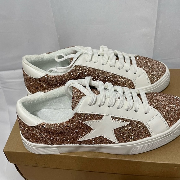 Steve Madden Rose Gold Glitter Low-Top Sneakers with White Accents - Picture 6 of 11